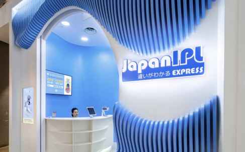 Your Quick Beauty Fix with Japan IPL Express Waterway Point TriLight Therapy & ADLight™ Hair Removal
